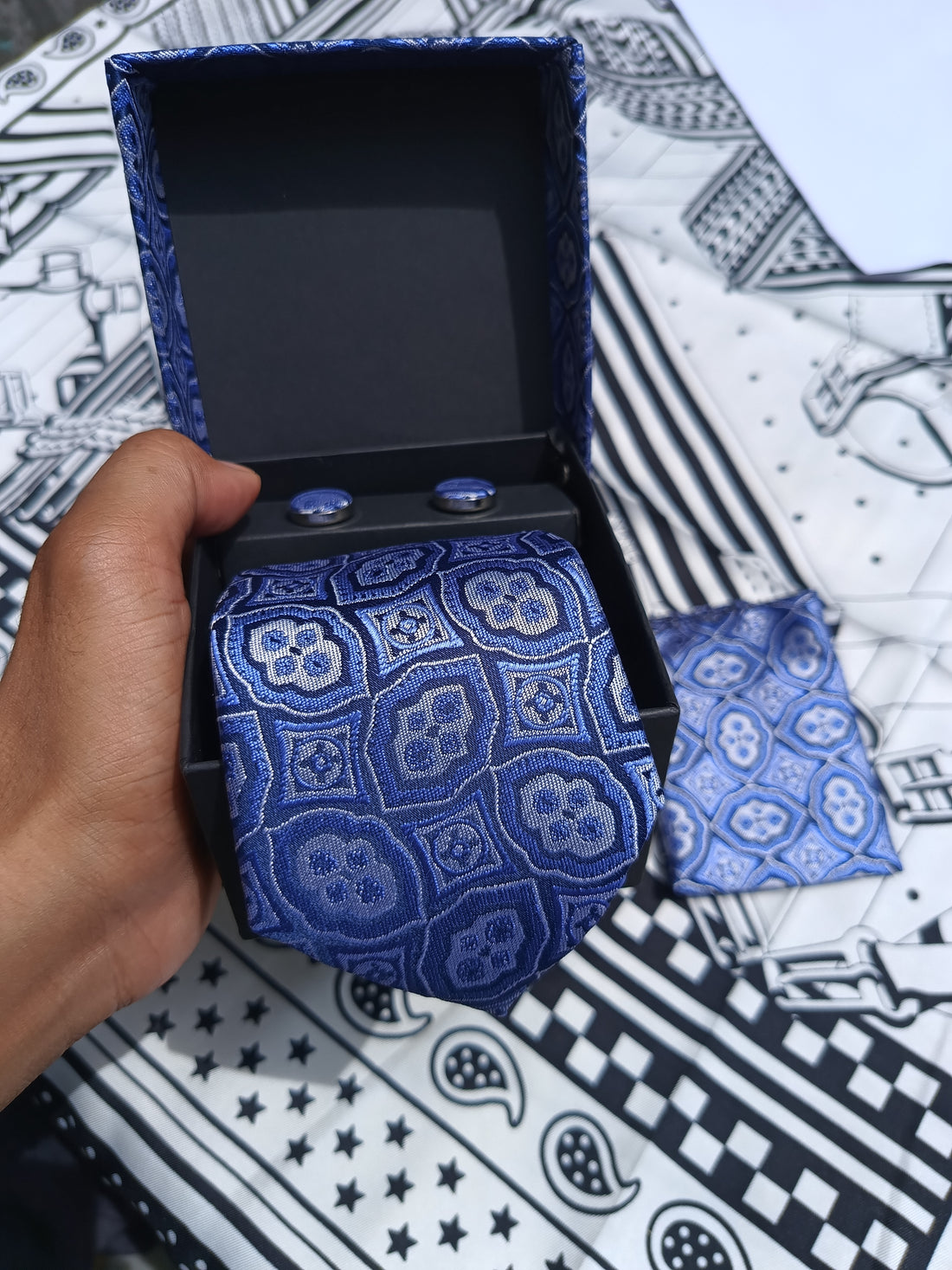 Royal Blue Geometric Tie