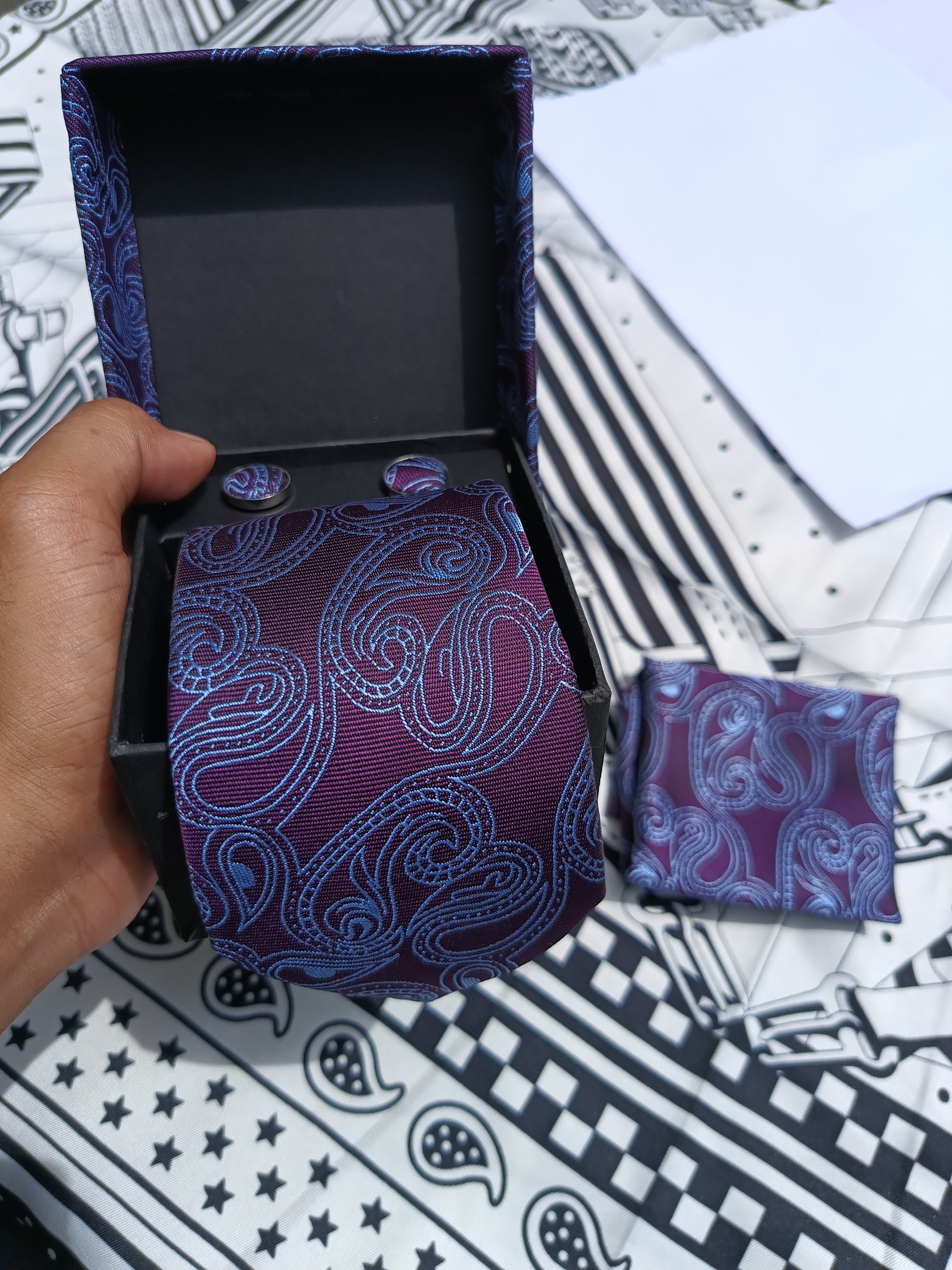 Deep Plum Paisley Tie Set